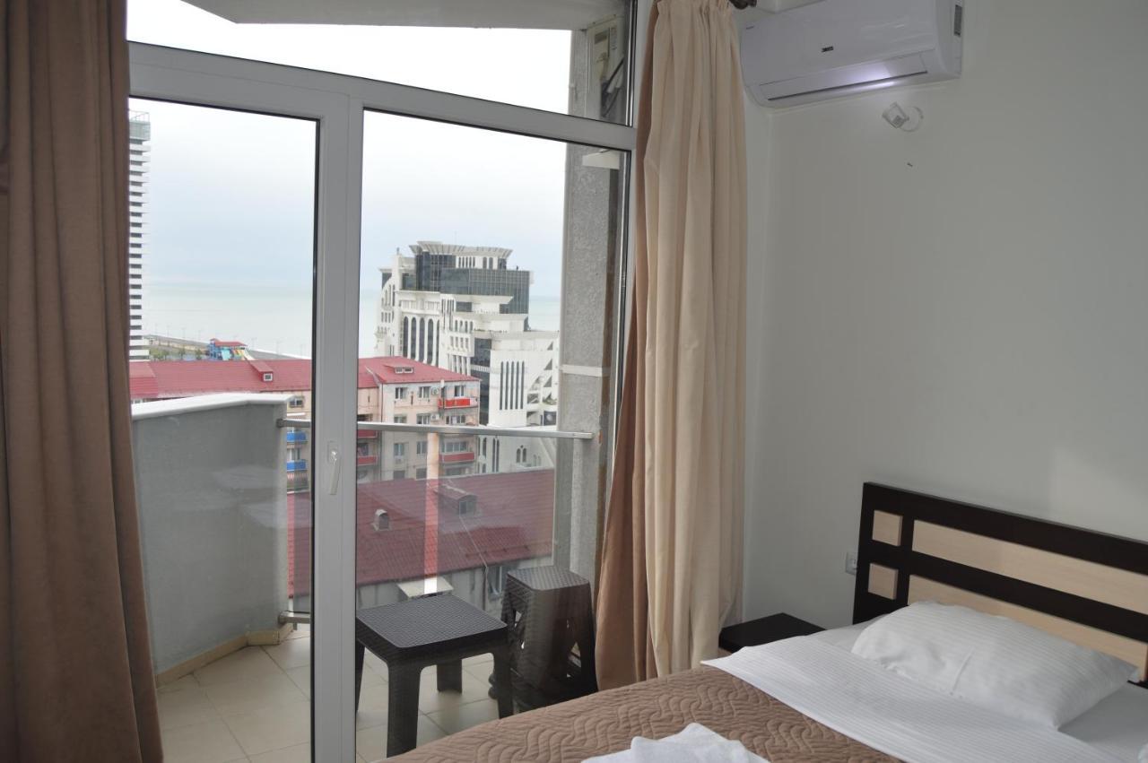 Luxury Apartments Батуми Экстерьер фото
