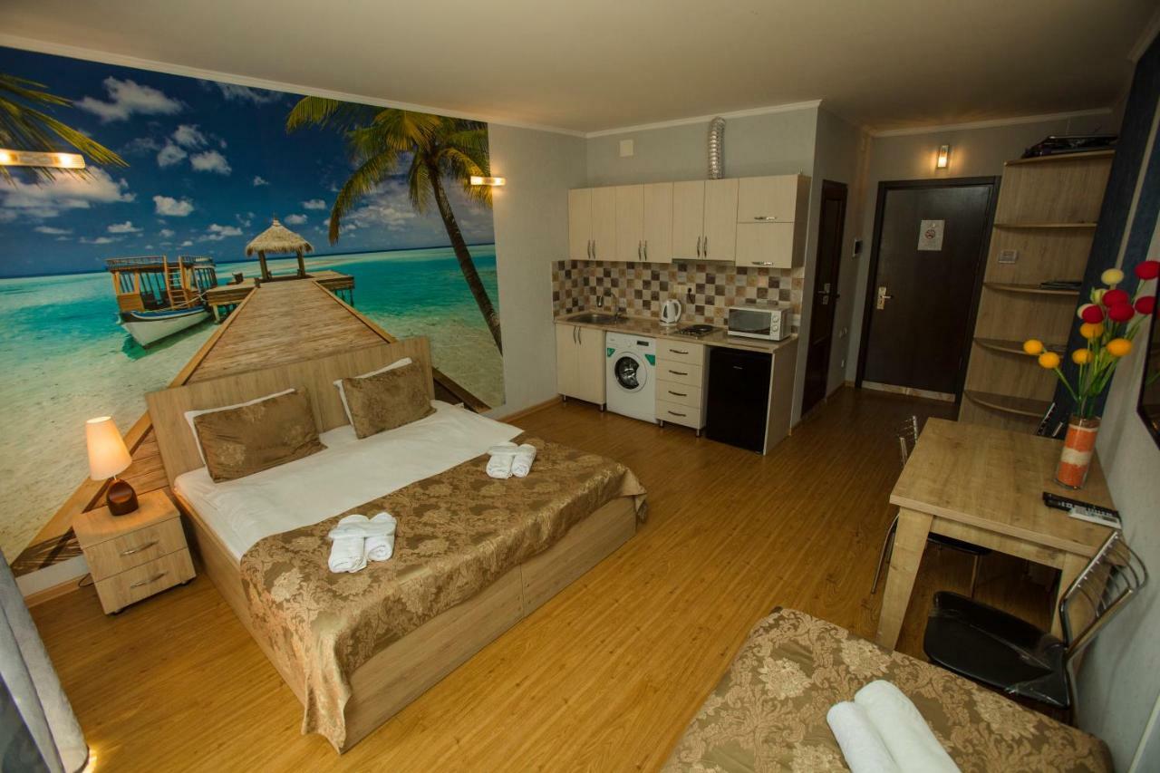 Luxury Apartments Батуми Экстерьер фото